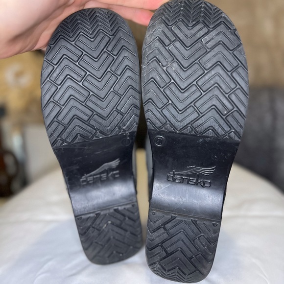 Dansko nursing clogs - Picture 10 of 10